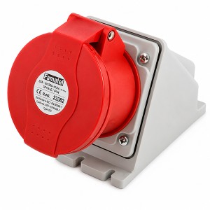 Toma 16AMP 3P+T IP44 Sobreponer FAMATEL