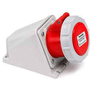 Toma 32 AMP 3P+T IP67 Sobreponer FAMATEL